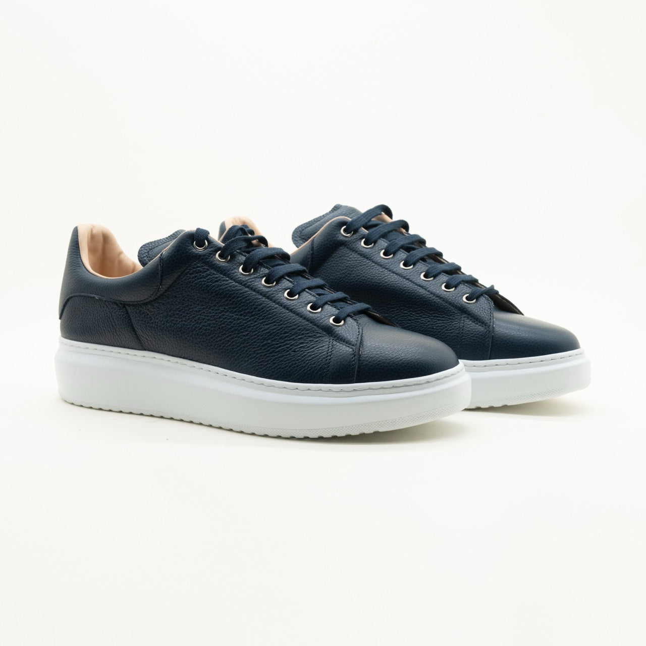Sneakers in pelle di vitello bottalato blu