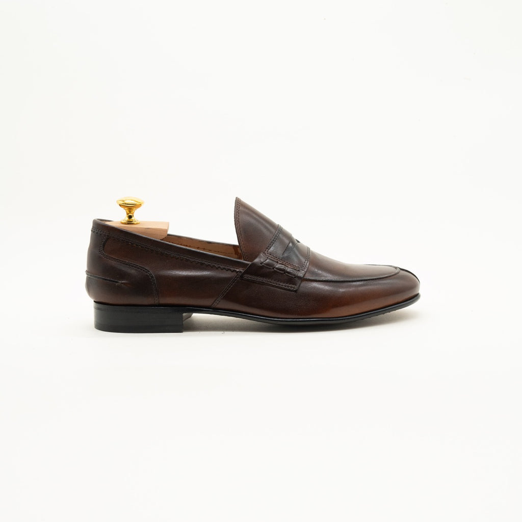 Cambridge black matt leather moccasin