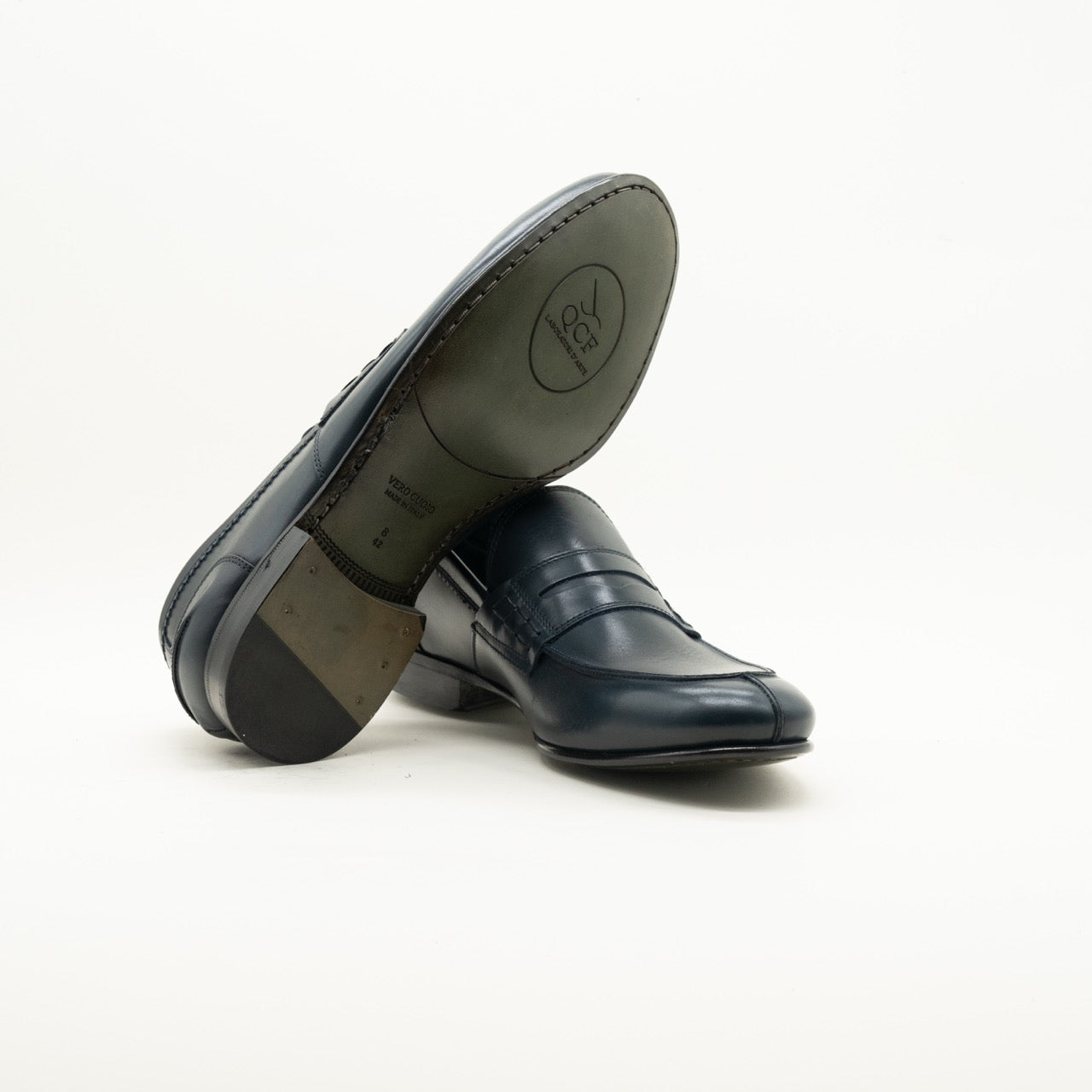 Mocassino Cambridge in Vitello Blu Spazzolato – Suola Cuoio